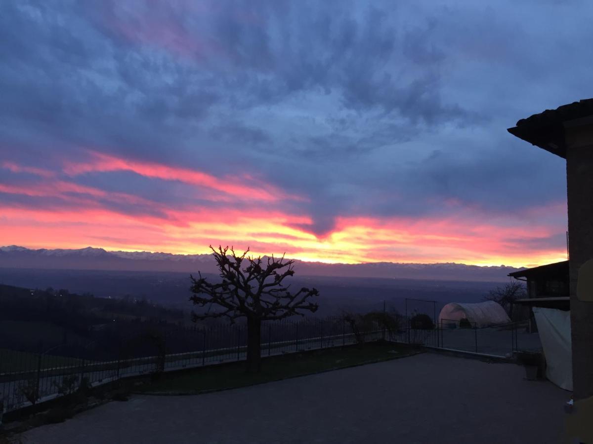 Appartamento Nelle Langhe Новелло Экстерьер фото