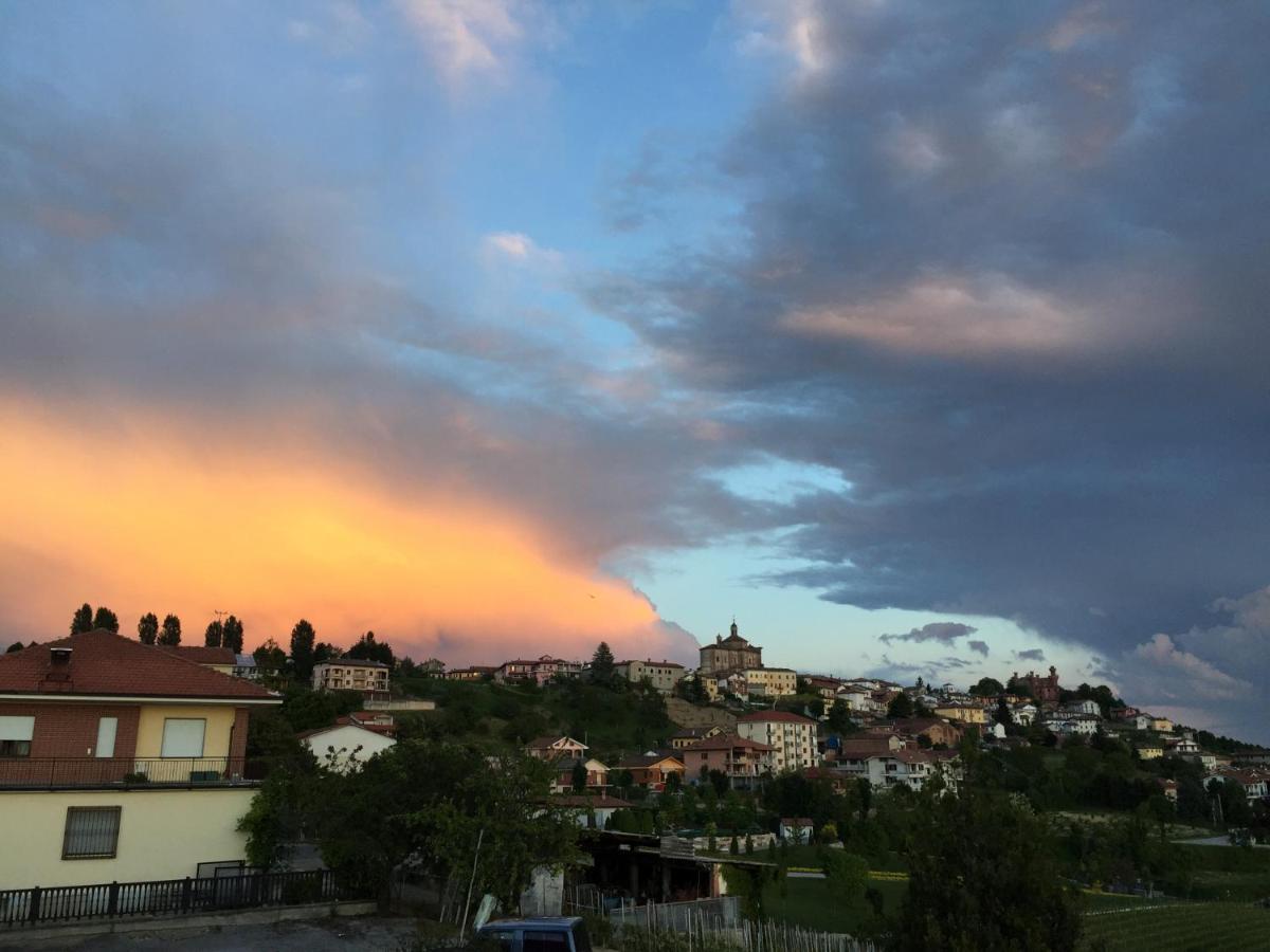 Appartamento Nelle Langhe Новелло Экстерьер фото